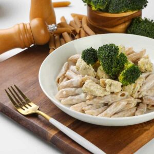 Whole Wheat Pasta White Sauce - zn